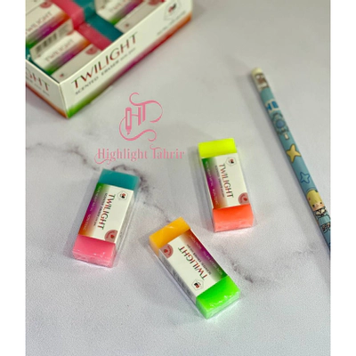 پاکن با رایحه توت فرنگی